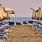 Вилла With Shared Pools *