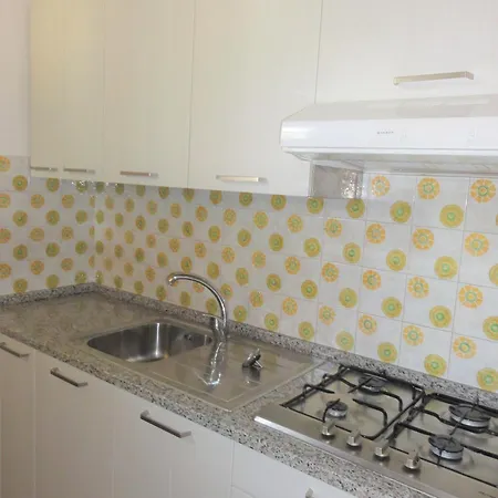 빌라 With Shared Pools